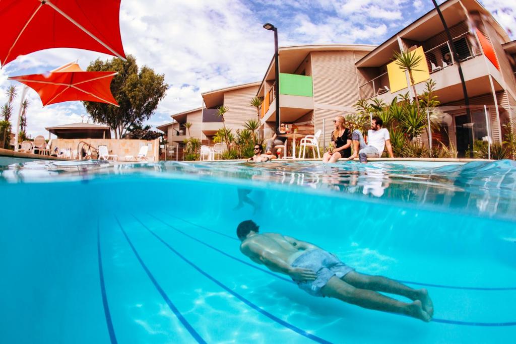Photo #1 of Onslow Beach Resort in Onslow, Australia