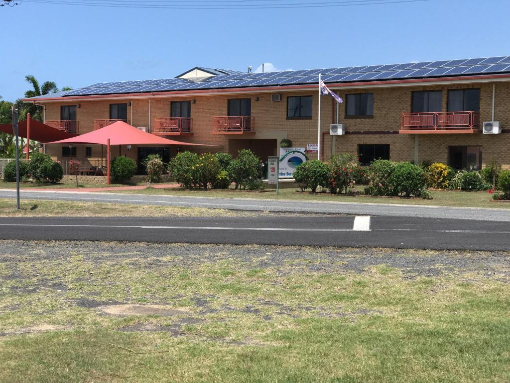 Photo of Kurrimine Beach Motel in Kurrimine Beach, Australia