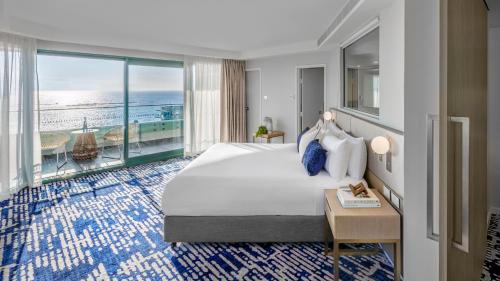 Photo #2 of Crowne Plaza Sydney Coogee Beach by IHG in Coogee, Australia