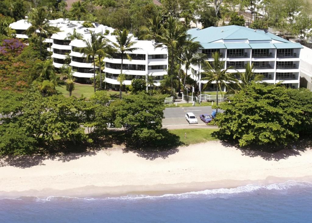 Photo of Roydon Beachfront Apartments in Trinity Beach, Australia