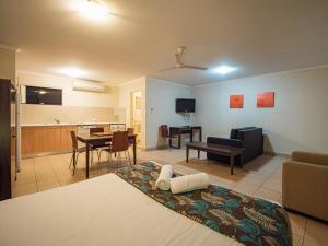 Photo #6 of Seminara Apartments Coochiemudlo Island in Coochiemudlo Island, Australia