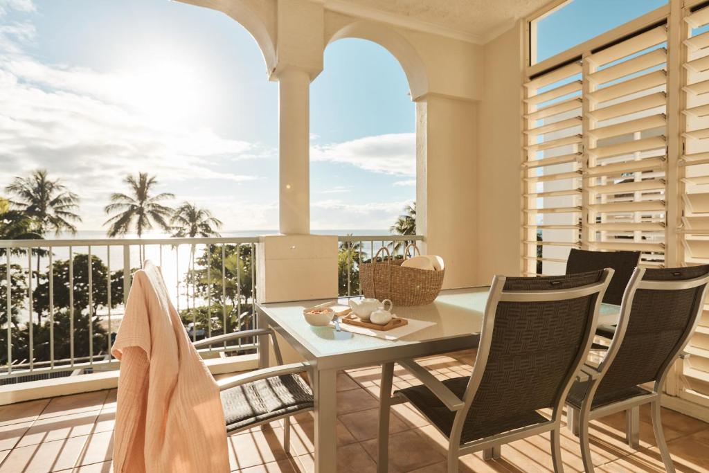 Photo of Sea Change Beachfront Apartments in Trinity Beach, Australia