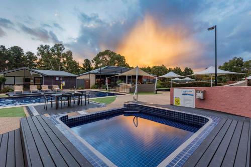 Photo #3 of Club Wyndham Seven Mile Beach, Trademark Collection by Wyndham in Seven Mile Beach, Australia