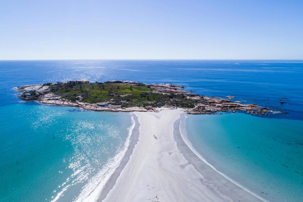 Photo #1 of Diamond Island Resort, Restaurant & Bar and Penguin Show in Bicheno, Australia