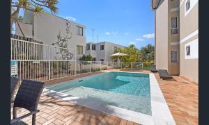 Photo #4 of Aqua Promenade Beachfront Holiday Apartments in Sunrise Beach, Australia