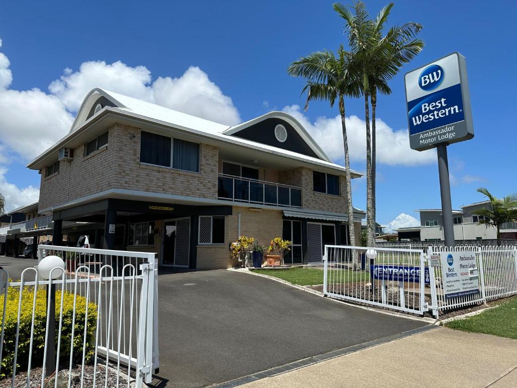 Photo #1 of Best Western Ambassador Motor Lodge in Pialba, Australia