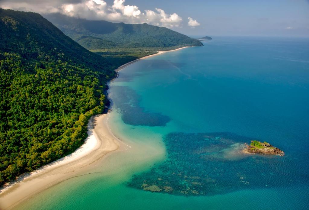 Photo of Thornton Beach Bungalows Daintree in Thornton Beach, Australia