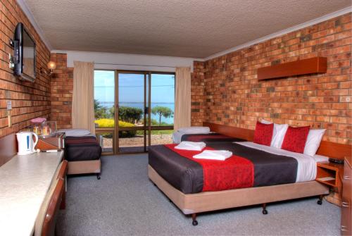 Photo #2 of Kangaroo Island Seaside Inn in Kingscote, Australia