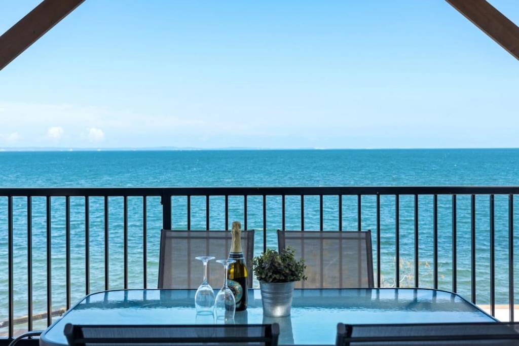 Photo of Bay Vista Two Bedroom Waterfront Apartment in Redcliffe, Australia