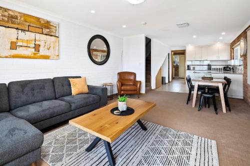Photo #3 of Bicheno Spa Villa in Bicheno, Australia