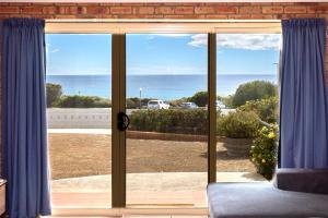 Photo #4 of Bicheno Spa Villa in Bicheno, Australia