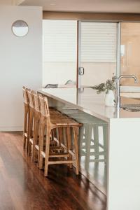 Photo #5 of Hearns Beachside Villa 9 in Port Fairy, Australia
