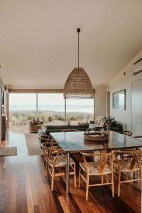 Photo #6 of Hearns Beachside Villa 9 in Port Fairy, Australia