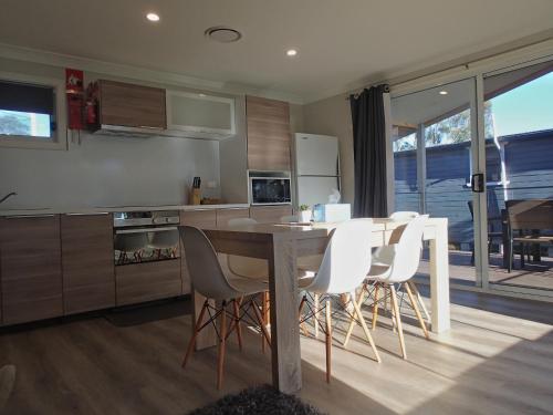 Photo #3 of Dungowan Holiday Accommodation in Erowal Bay, Australia