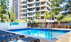 Photo #4 of Berkeley on the Beach in Surfers Paradise, Australia
