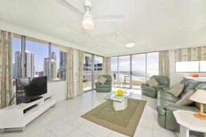 Photo #6 of Berkeley on the Beach in Surfers Paradise, Australia