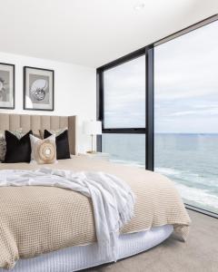 Photo #4 of Sandbar Burleigh in Burleigh Heads, Australia