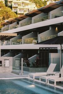Photo #6 of 71 Hastings Street - Beachfront in Noosa Heads, Australia