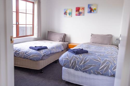 Photo #2 of Baudins Accommodation in Naracoopa, Australia