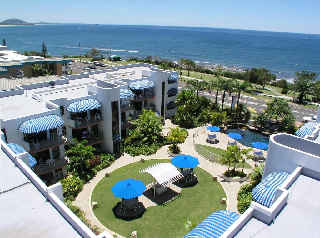 Photo of Headland Tropicana Resort in Alexandra Headland, Australia