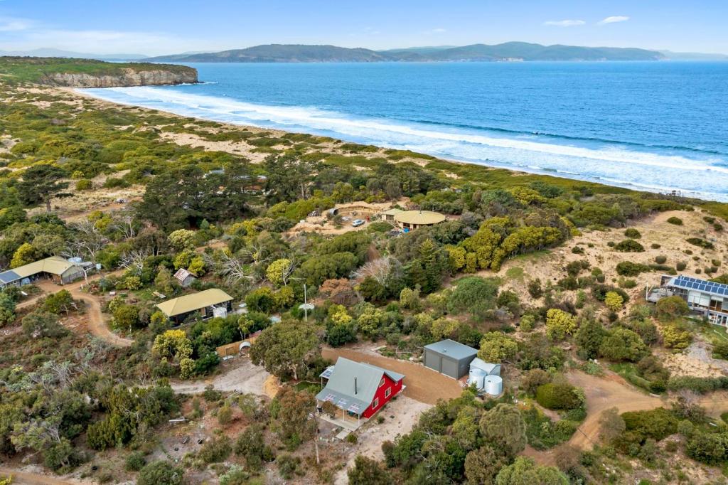 Photo #1 of 'Little Secret' Charming Clifton Beach Sanctuary in Australia, Australia