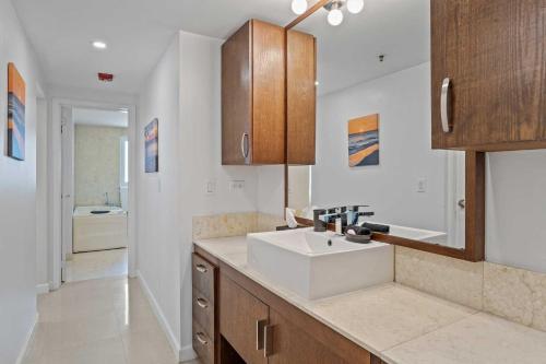 Photo #3 of Beachfront - Aqua Vista 3BR condo - A347 in Oranjestad West, Aruba