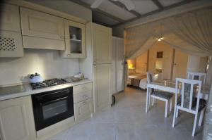 Photo #5 of White Coconut Studio in Christ Church, Barbados