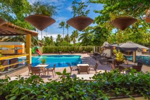 Photo #4 of Floral Inn Family in Taperapuan, Brazil