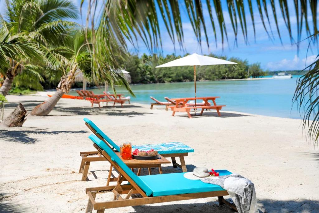 Photo of Tai Roto Bay in Amuri, Cook Islands