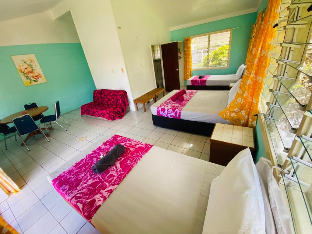 Photo of Sunny Beach Lodge in Amuri, Cook Islands