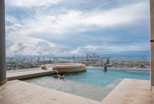 Photo #4 of Luxury Oceanfront Apartment in Cartagena Centro in Cartagena de Indias, Colombia