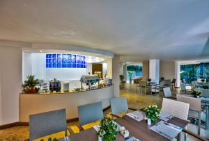 Photo #6 of Hotel Oceania Cartagena in El Laguito, Colombia