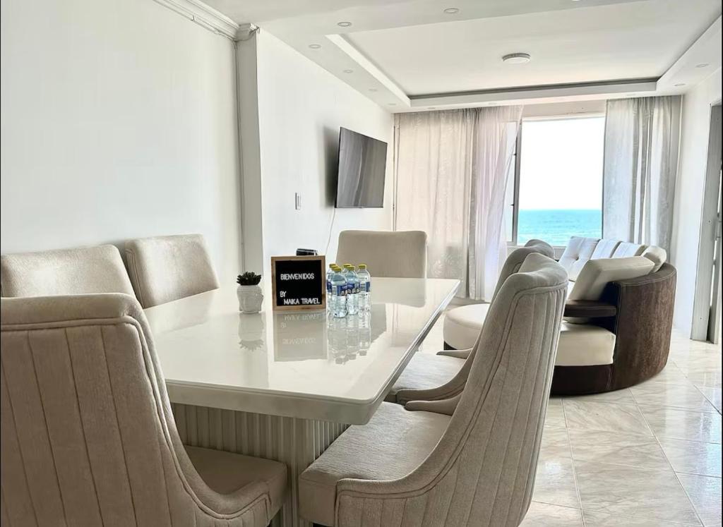 Photo #1 of Hermoso apt Frente al mar 4 habitaciones in Cartagena de Indias, Colombia