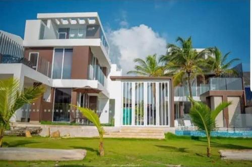 Photo #2 of Casa frente al mar con piscina in Sincelejo, Colombia