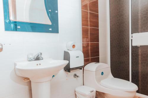 Photo #3 of APARTAHOTEL BEIRUT INN in San Andrés, Colombia