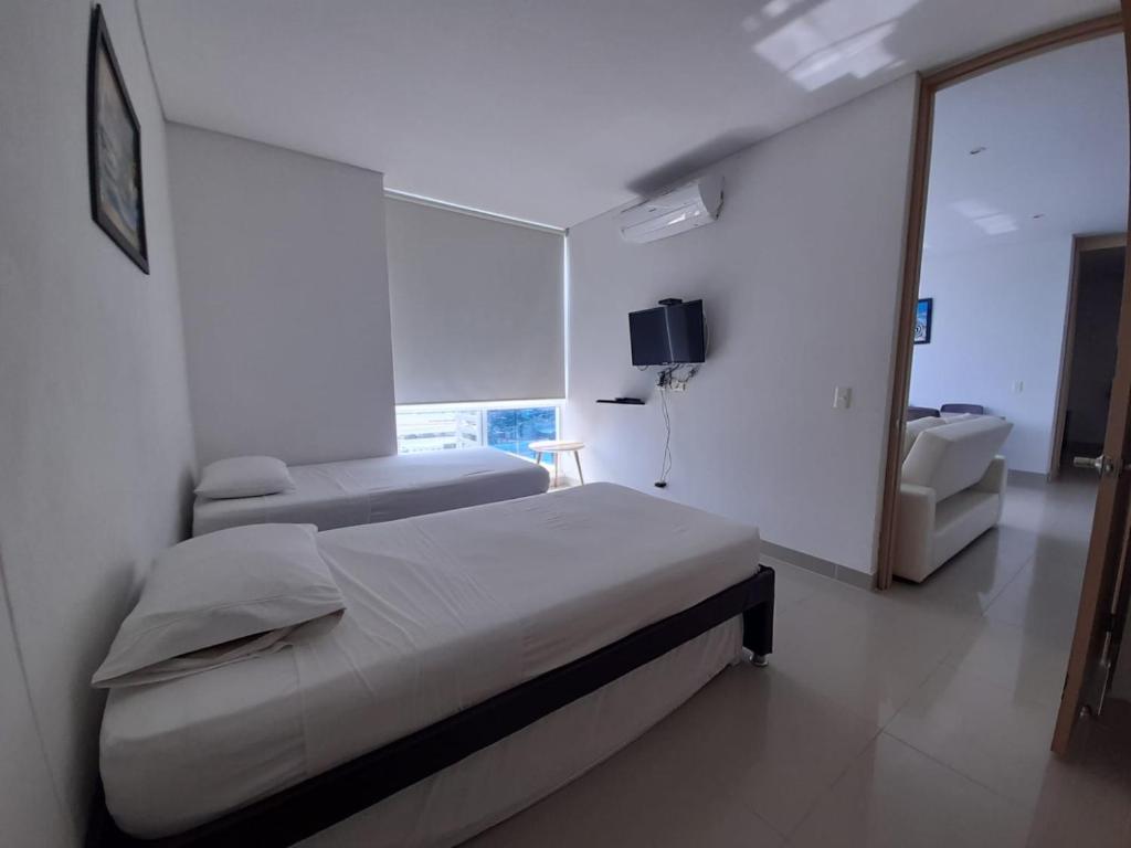 Photo #1 of Hermoso y lujoso piso 14 con Salida Directa a la playa y clubhouse increible in Santa Marta, Colombia