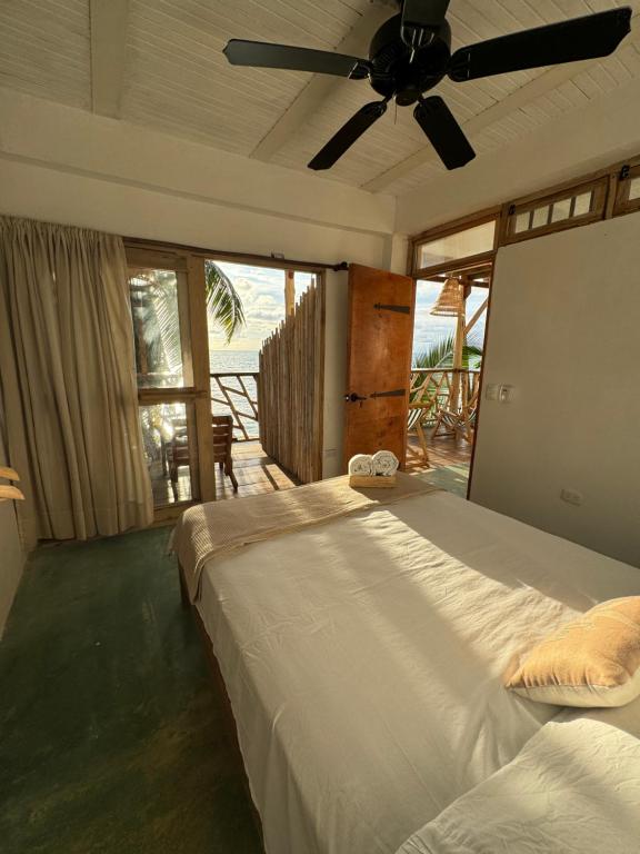 Photo of Cabaña Punta Coral in Rincón del Mar, Colombia