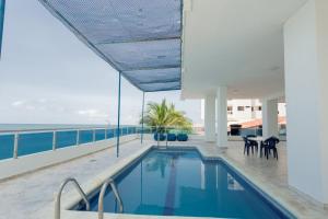 Photo #4 of APARTESTUDIO MARINARE DE 1 HABITACION CON SALIDA DIRECTA A LA PLAYA m in Cartagena de Indias, Colombia
