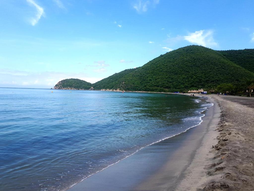 Photo #1 of Apartamento Frente al Mar in Santa Marta, Colombia