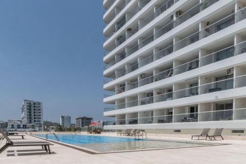 Photo #2 of CB726 Hermosa Suite 2min Aeropuerto-Vista al Mar in Cartagena de Indias, Colombia