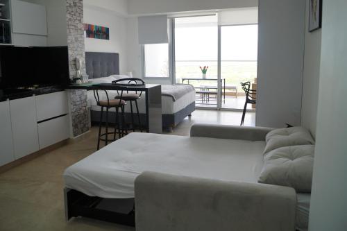 Photo #2 of Cartagena Aparta Suite Crespo Aeropuerto in Cartagena de Indias, Colombia