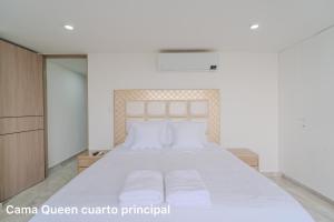 Photo #5 of lujoso apartamento familiar frente al mar in El Laguito, Colombia