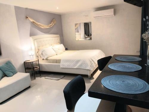 Photo #3 of aparta estudio confortable vista al mar in Laguito, Colombia