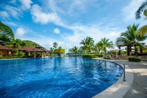 Photo #4 of 2 Bedroom Oceanfront Condo with Wi-Fi, AC and Pool in Bejuco, Costa Rica