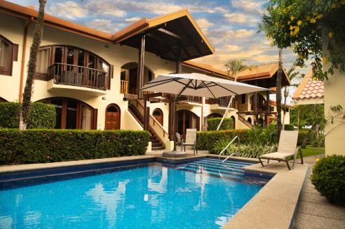 Photo #3 of Apartotel Girasol in Jaco, Costa Rica
