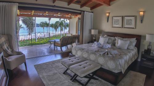 Photo #2 of Palms 3- Luxury Beachfront Villa in Playa Flamingo, Costa Rica