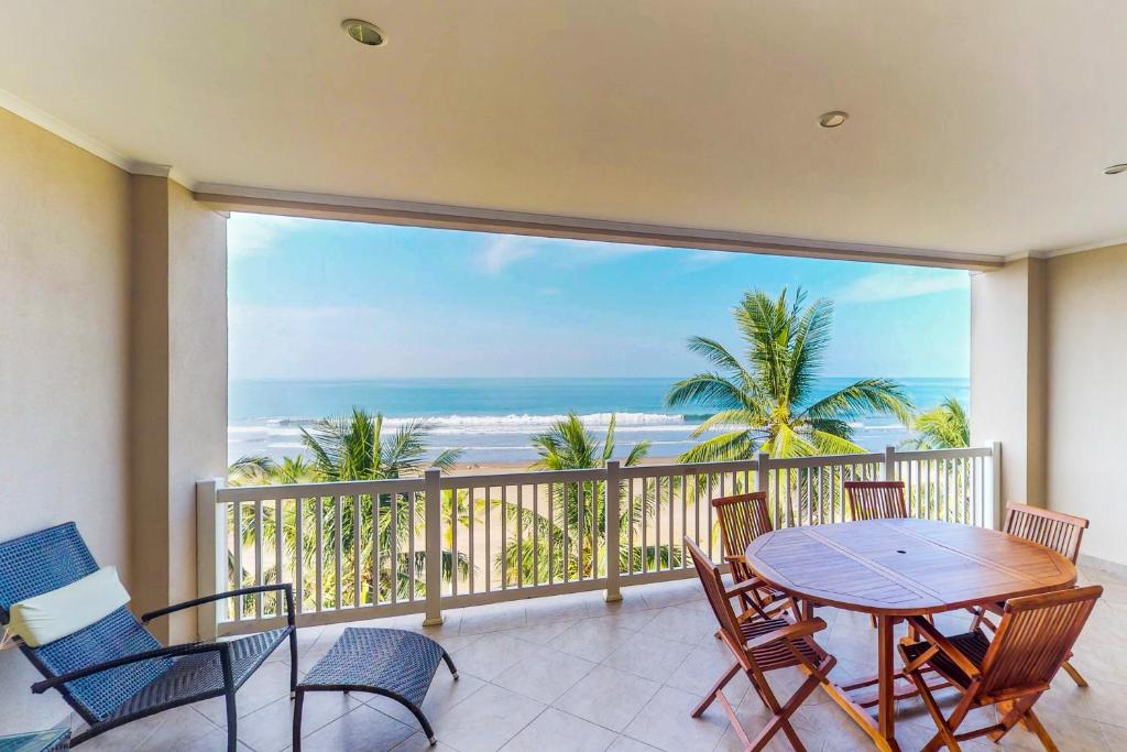 Photo #1 of The Palms 501 in Jacó, Costa Rica
