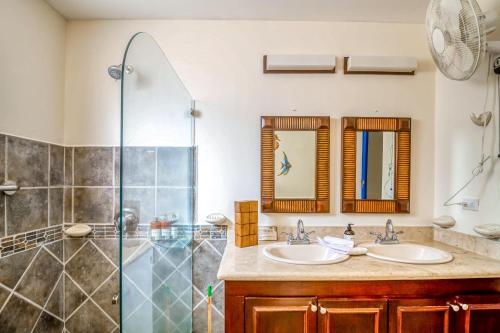 Photo #3 of Bahia Encantada I1 in Jacó, Costa Rica