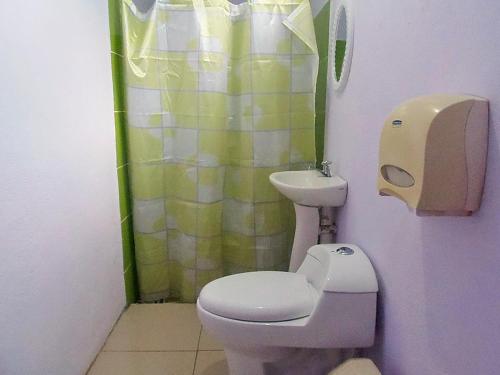 Photo #2 of Cabinas El Muellecito in Roxana, Costa Rica