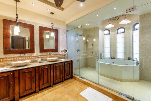 Photo #3 of Mediterranean-style Flamingo mansion offers the ultimate in beachfront luxury in Playa Flamingo, Costa Rica